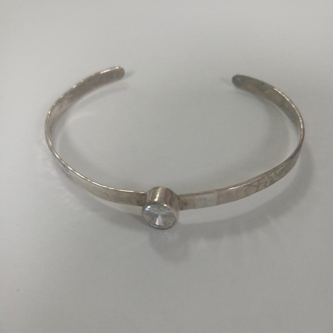 PULSERA RIGIDA PLATA 8,50 GRMS (SEMINUEVO)