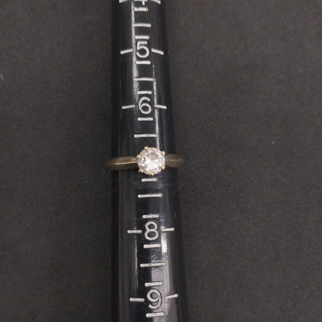SOLITARIO ORO 14 K 3.4 GRMS (SEMINUEVO)
