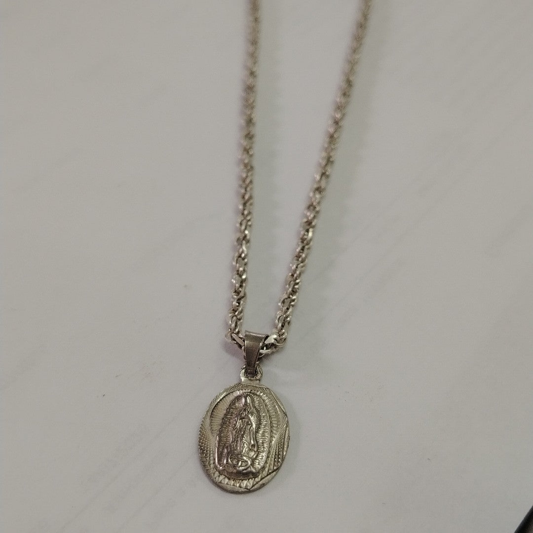 CADENA, MEDALLA RELIGIOSA PLATA 12.5 GRMS (SEMINUEVO)
