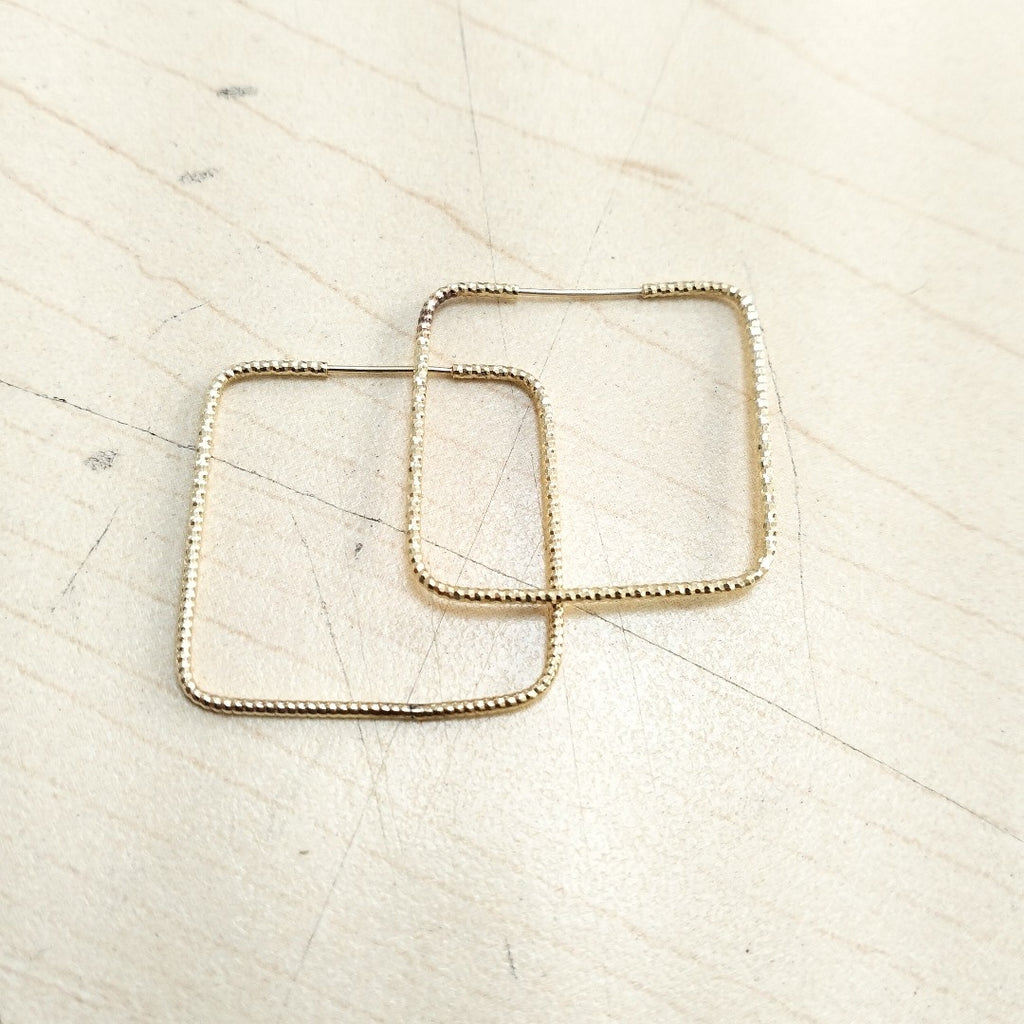 ARRACADAS PAR ORO 14 K 1,60 GRMS (SEMINUEVO)