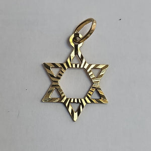 DIJE ORO 14 K 0.8 GRMS (SEMINUEVO)