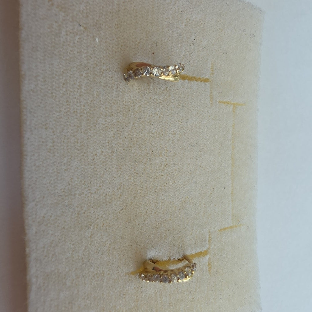 ARRACADAS PAR ORO 14 K 1.6 GRMS (SEMINUEVO)