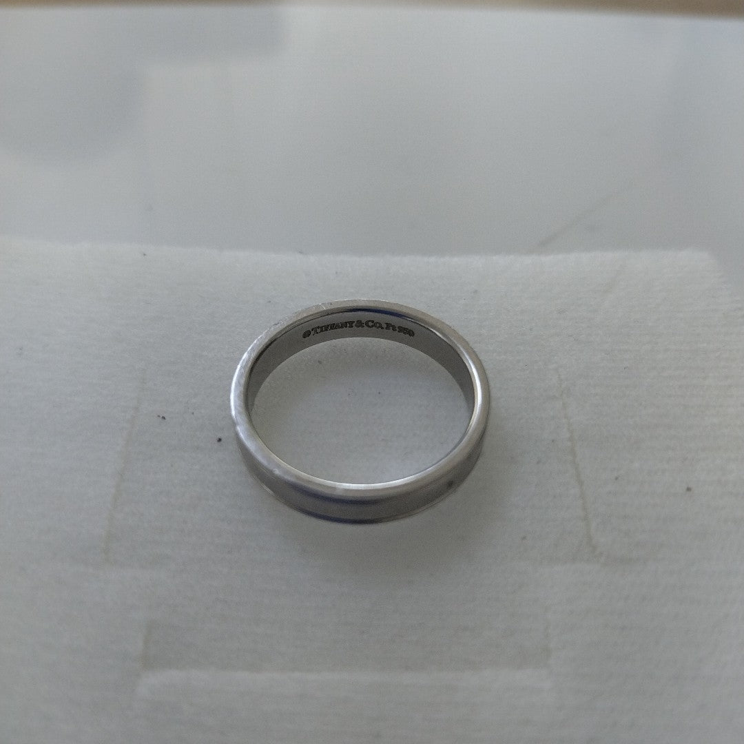 ANILLO PLATINO 7.6 GRMS (SEMINUEVO)