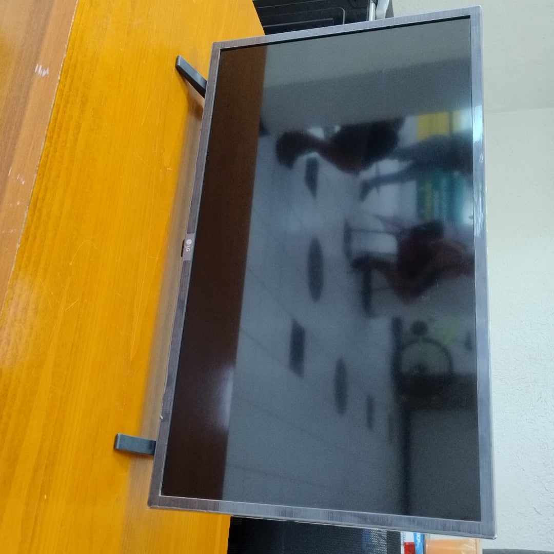 PANTALLA LG 32LM630BPUB (2021) 32" LED HD (SEMINUEVO)