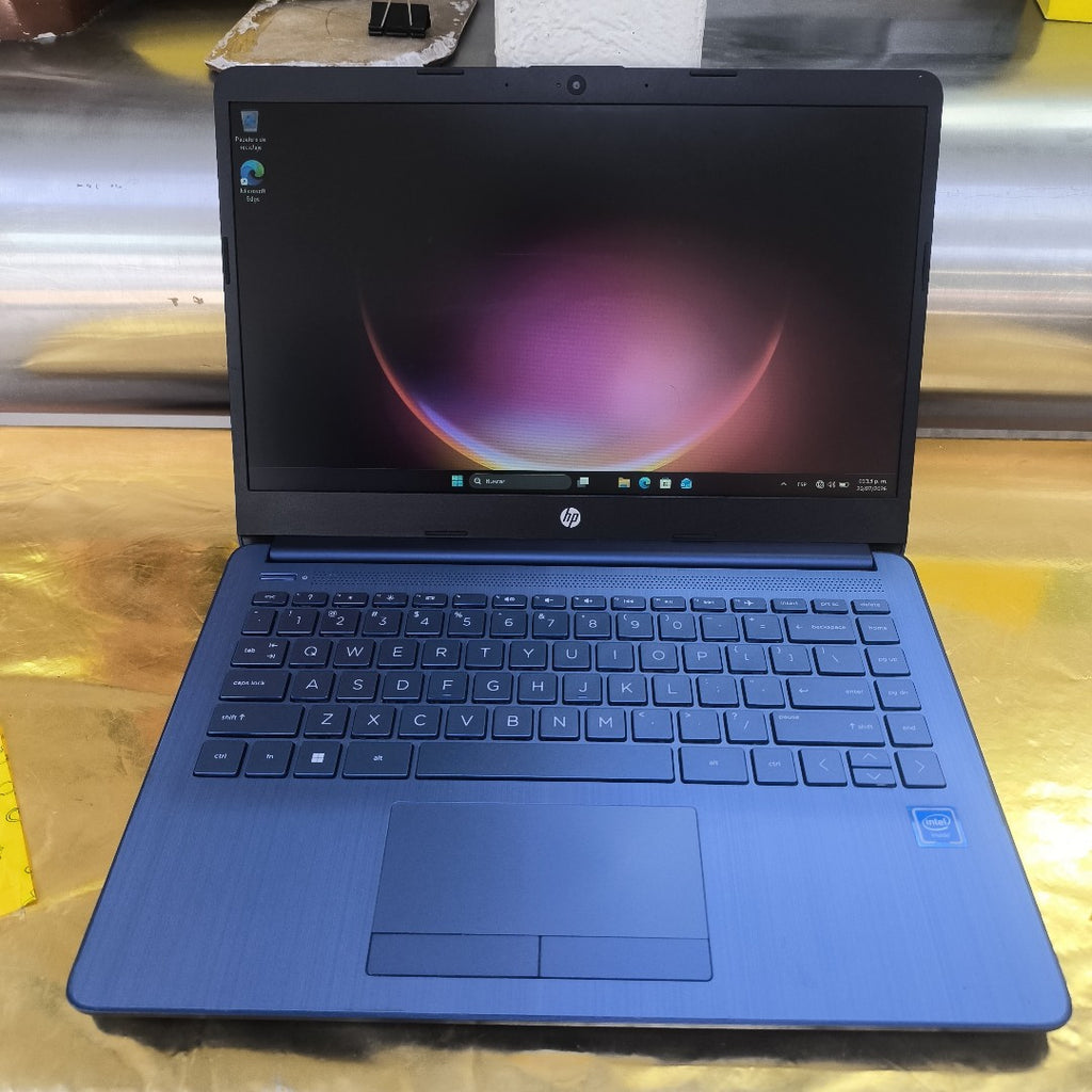 LAPTOP HP 14-CF2111WM (2024) 64 GB SSD 4 GB RAM (SEMINUEVO)