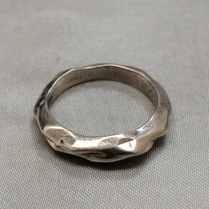 ANILLITO PLATA 3,90 GRMS (SEMINUEVO)