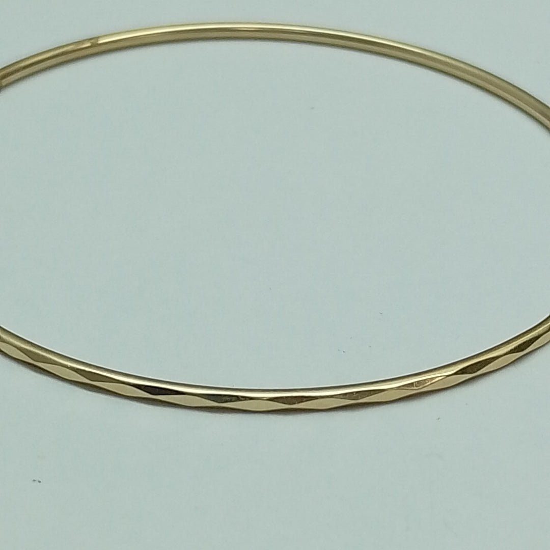 PULSERA RIGIDA ORO 10 K 2.8 GRMS (SEMINUEVO)