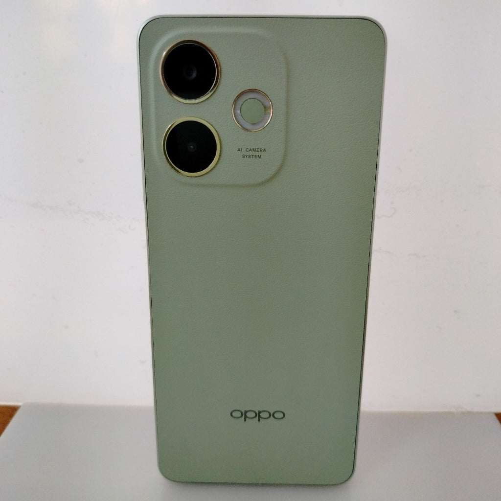 CELULAR OPPO A5 PRO CPH2711 (2025) 256 GB 8 GB RAM (SEMINUEVO)