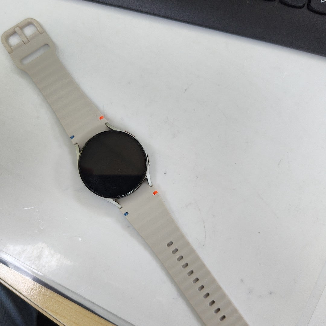 SMARTWATCH SAMSUNG GALAXY WATCH 5 SM-R900 40 MM GPS (SEMINUEVO)