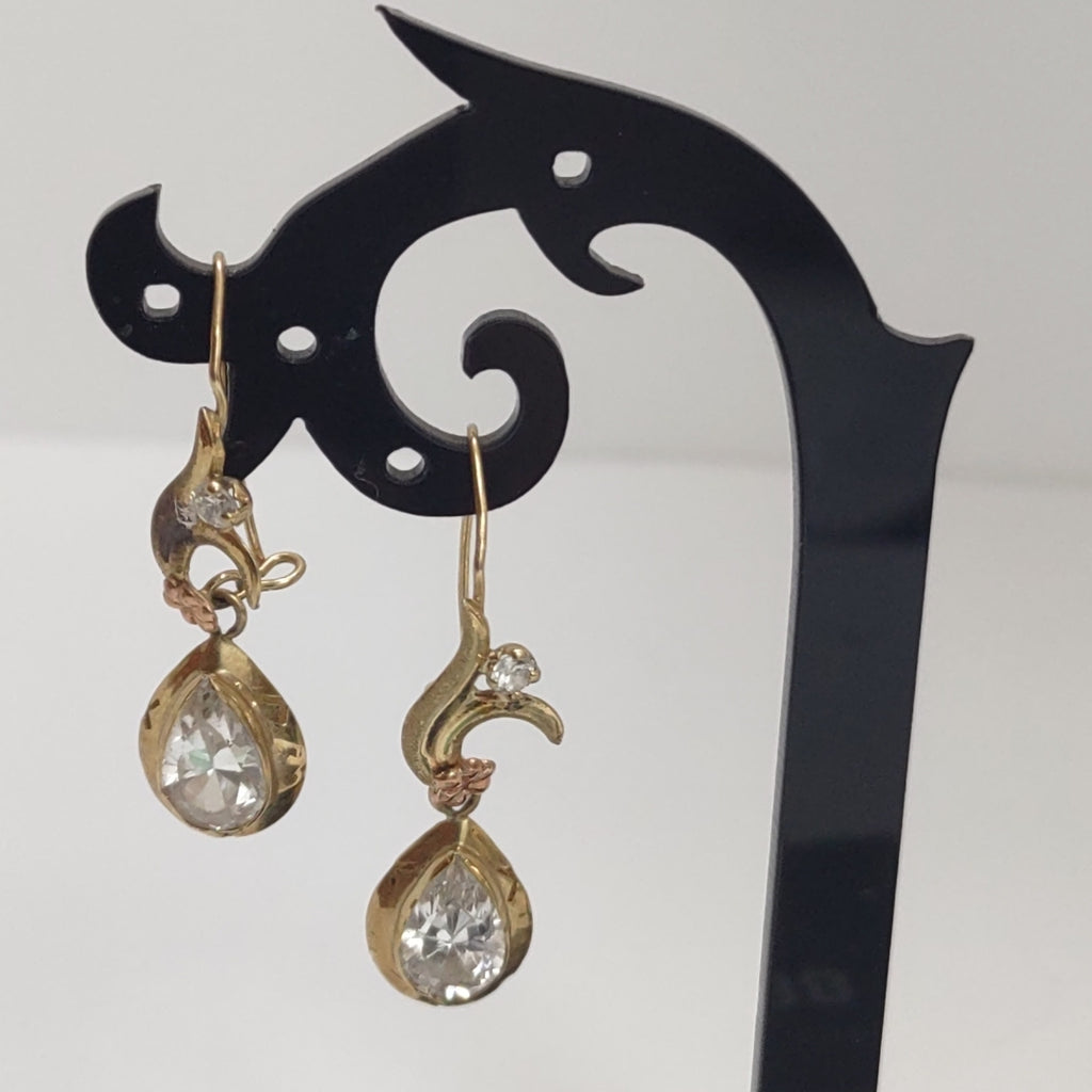 ARETES PAR ORO 10 K 2 GRMS (SEMINUEVO)
