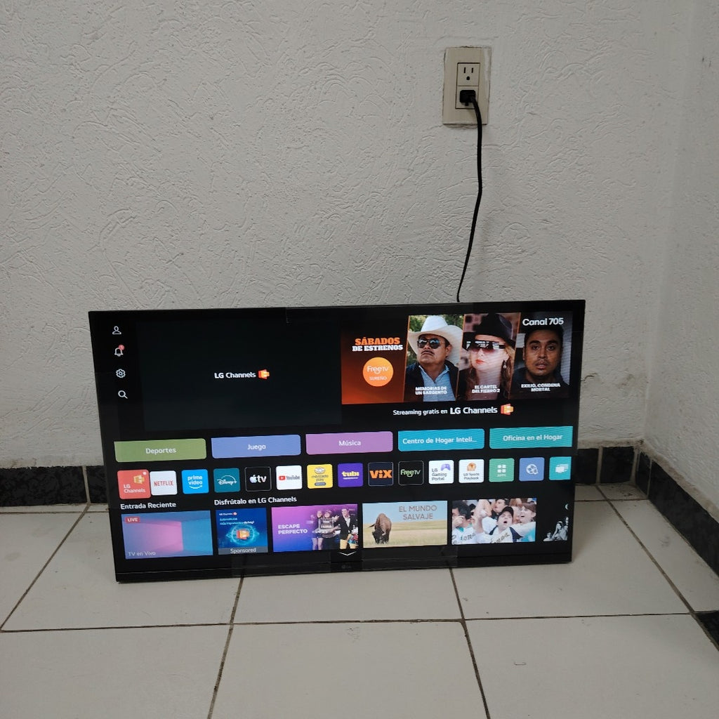 PANTALLA LG 32LR600BPSC (2025) 32" LED HD (SEMINUEVO)