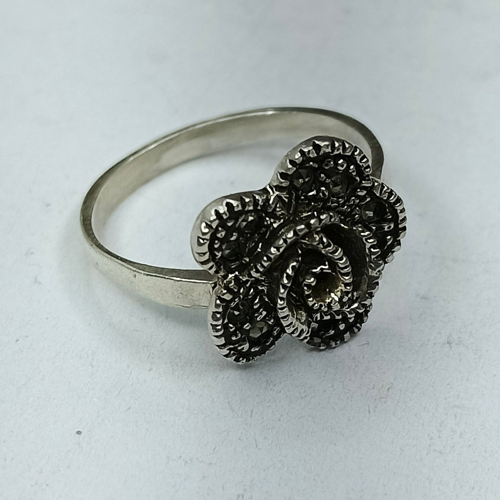 ANILLITO PLATA 2.9 GRMS (SEMINUEVO)