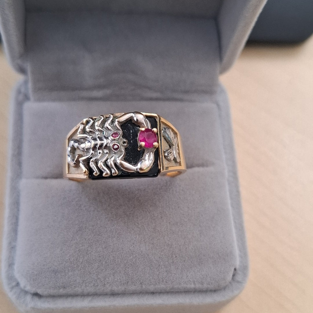 ANILLO ORO 10 K 7.4 GRMS (SEMINUEVO)