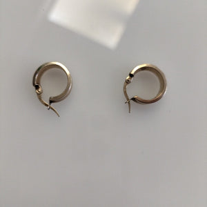 ARRACADAS PAR ORO 14 K 1.6 GRMS (SEMINUEVO)
