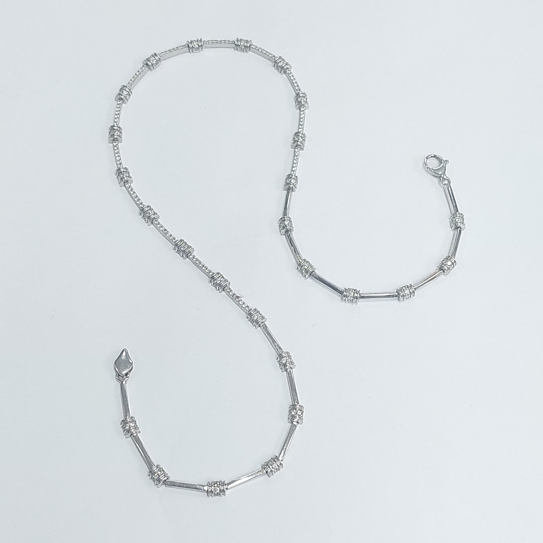 COLLAR ORO, ORO BLANCO 14 K 15.3 GRMS (SEMINUEVO)