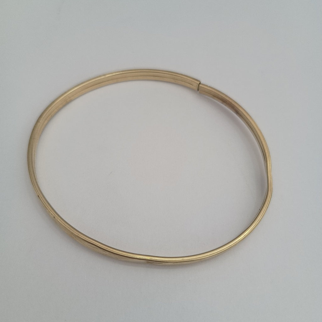 PULSERA RIGIDA ORO 10 K 5.1 GRMS (SEMINUEVO)
