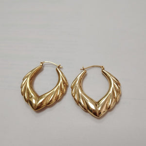ARRACADAS PAR ORO 14 K 4.4 GRMS (SEMINUEVO)