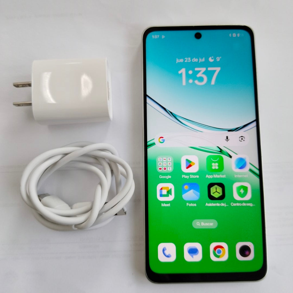 CELULAR OPPO A5 PRO CPH2711 (2025) 256 GB 8 GB RAM (SEMINUEVO)