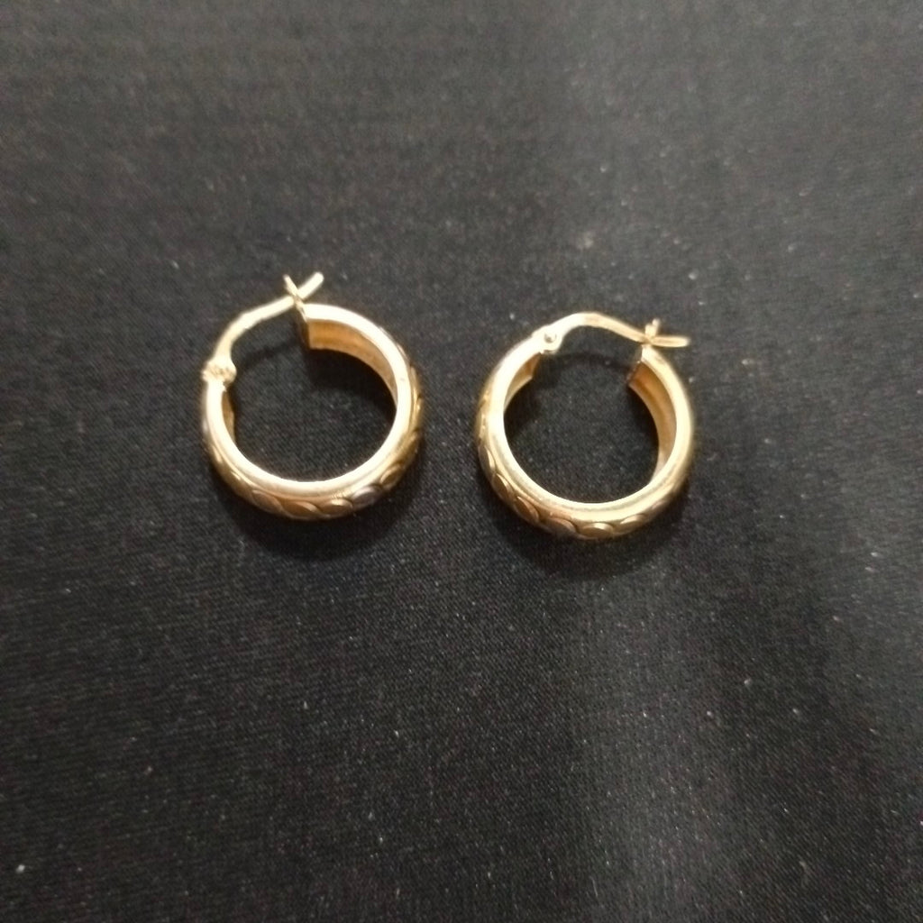 ARETES PAR ORO 14 K 3 GRMS (SEMINUEVO)