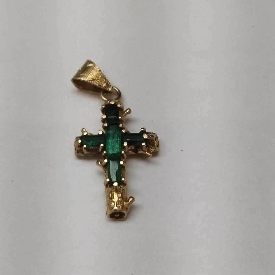 CRUZ ORO 18 K 2.9 GRMS (SEMINUEVO)