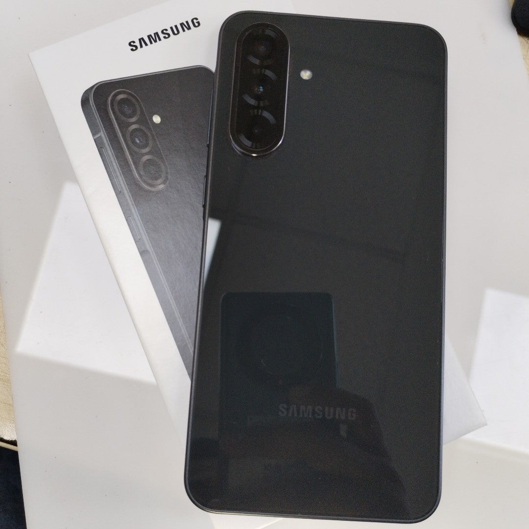 CELULAR SAMSUNG GALAXY A36 5G SM-A366E (2025) 128 GB 8 GB RAM (SEMINUEVO)