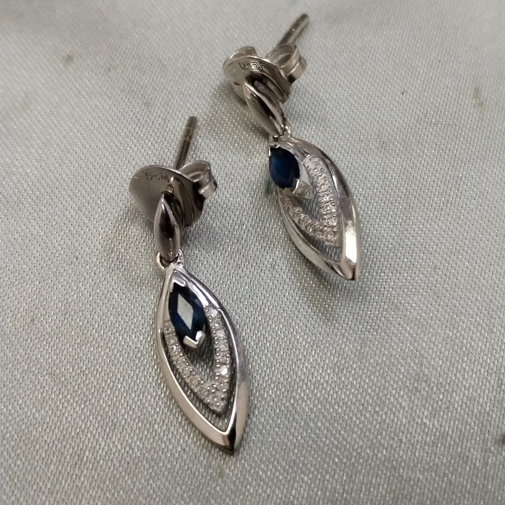 ARETES PAR ORO 18 K 2.8 GRMS (SEMINUEVO)