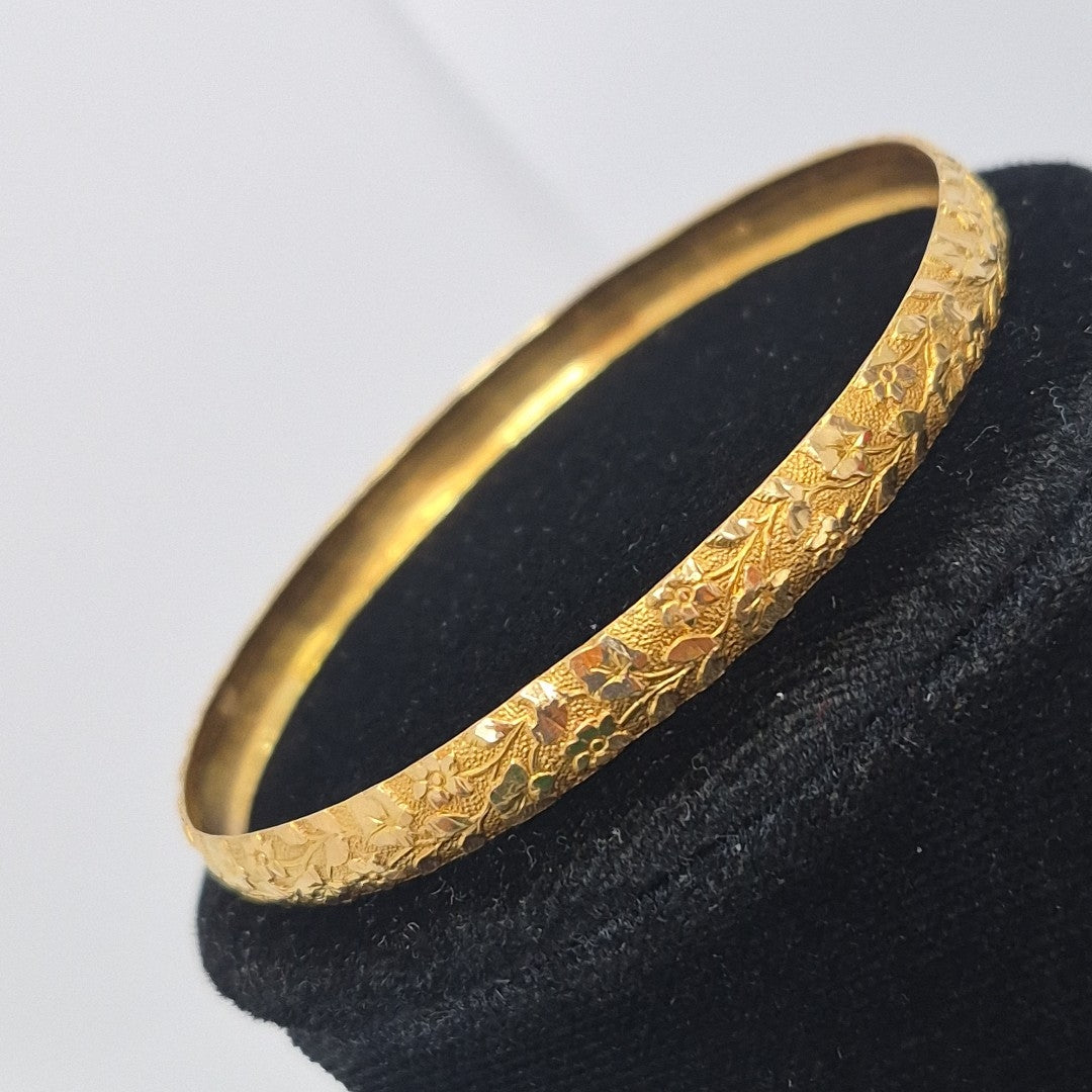 PULSERA RIGIDA ORO 18 K 7.6 GRMS (SEMINUEVO)