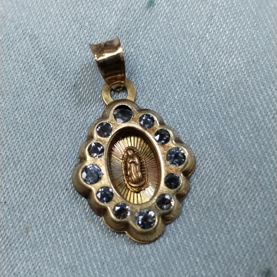 DIJE ORO 10 K 0.6 GRMS (SEMINUEVO)