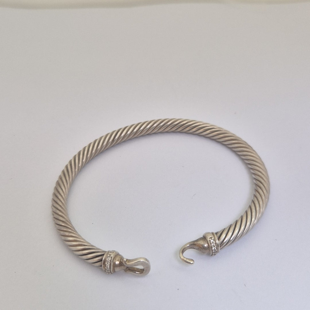 PULSERA RIGIDA PLATA 29.8 GRMS (SEMINUEVO)