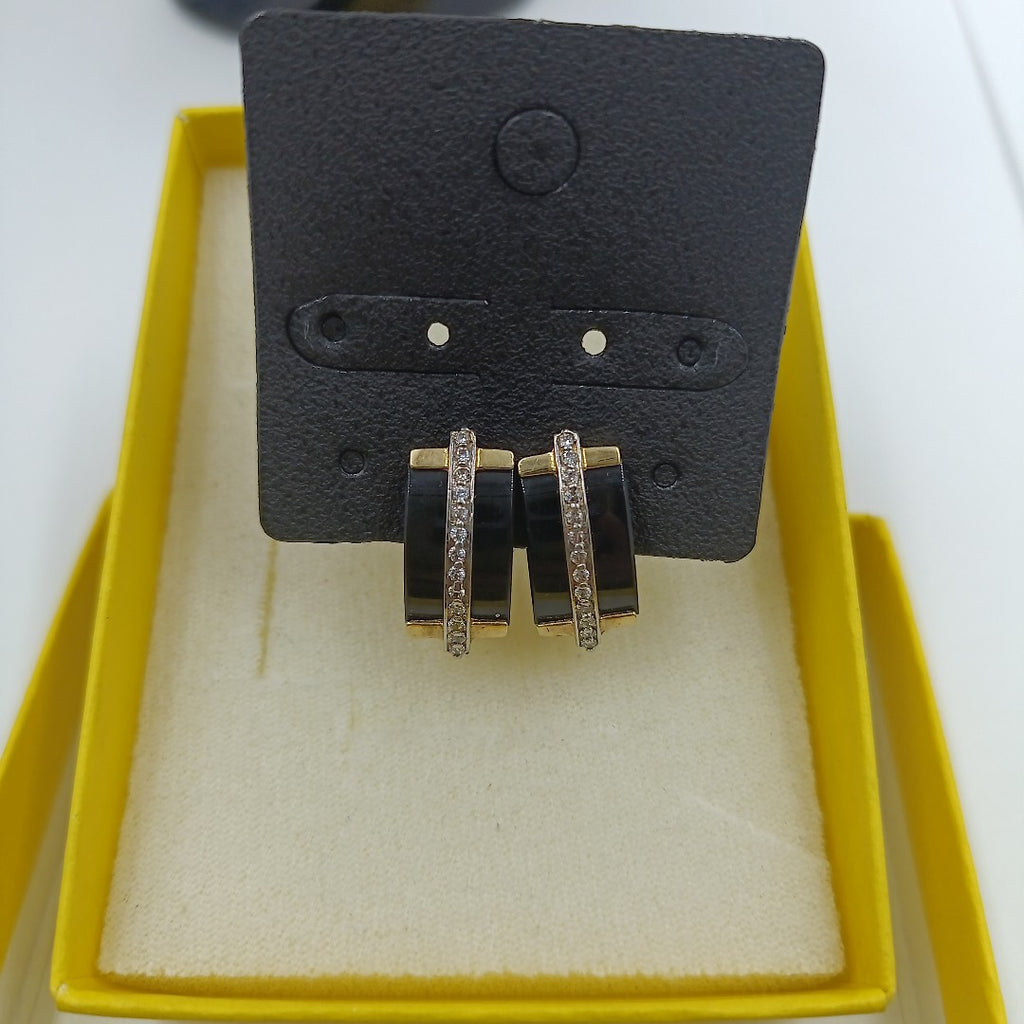 ARETES PAR ORO 10 K 3.8 GRMS (SEMINUEVO)
