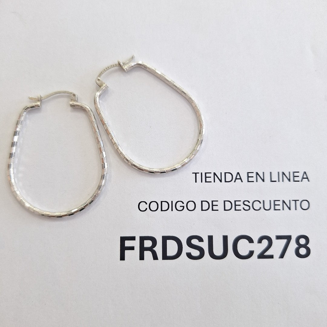 ARETES PAR PLATA 4,00 GRMS (SEMINUEVO)