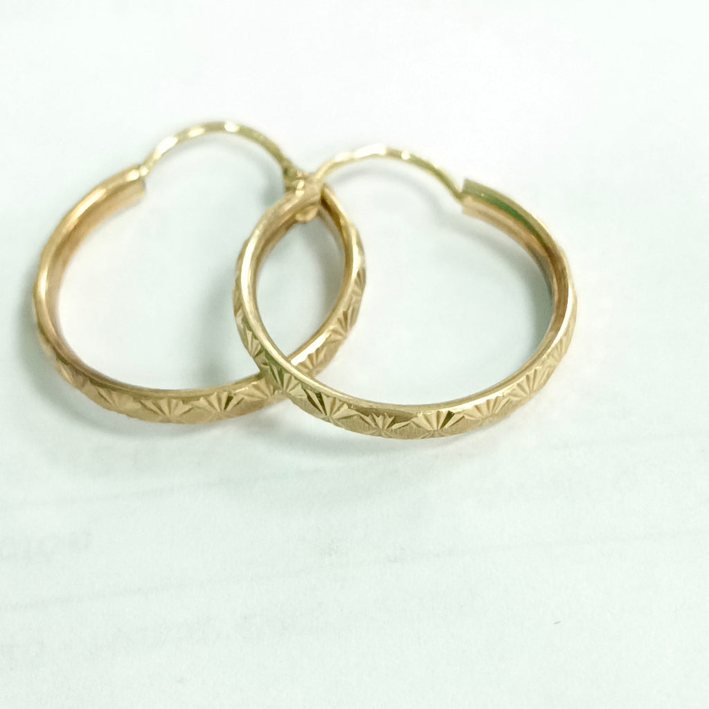 ARRACADAS PAR ORO 8 K 1,30 GRMS (SEMINUEVO)