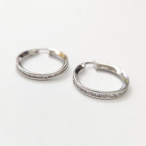 ARRACADAS PAR ORO BLANCO 14 K 2.9 GRMS (SEMINUEVO)