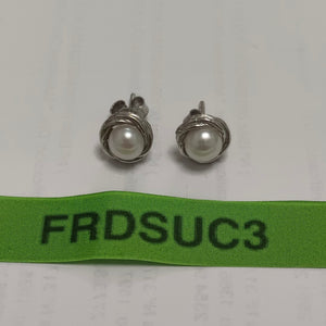 ARETES PAR ORO 14 K 2.5 GRMS (SEMINUEVO)