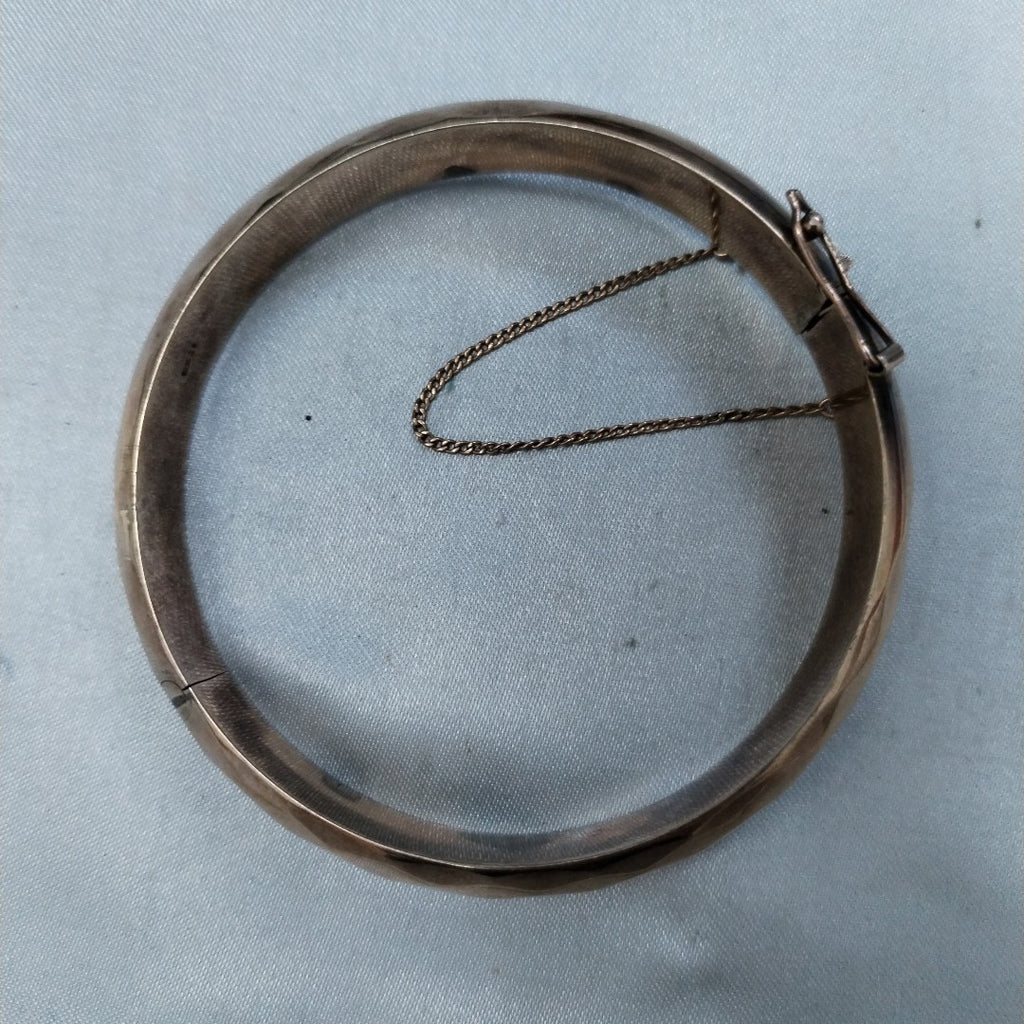 PULSERA RIGIDA ORO 10 K 20.7 GRMS (SEMINUEVO)