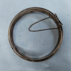 PULSERA RIGIDA ORO 10 K 20.7 GRMS (SEMINUEVO)
