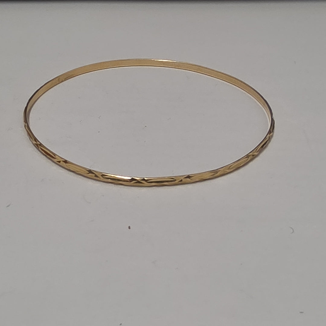 PULSERA RIGIDA ORO 18 K 4.6 GRMS (SEMINUEVO)
