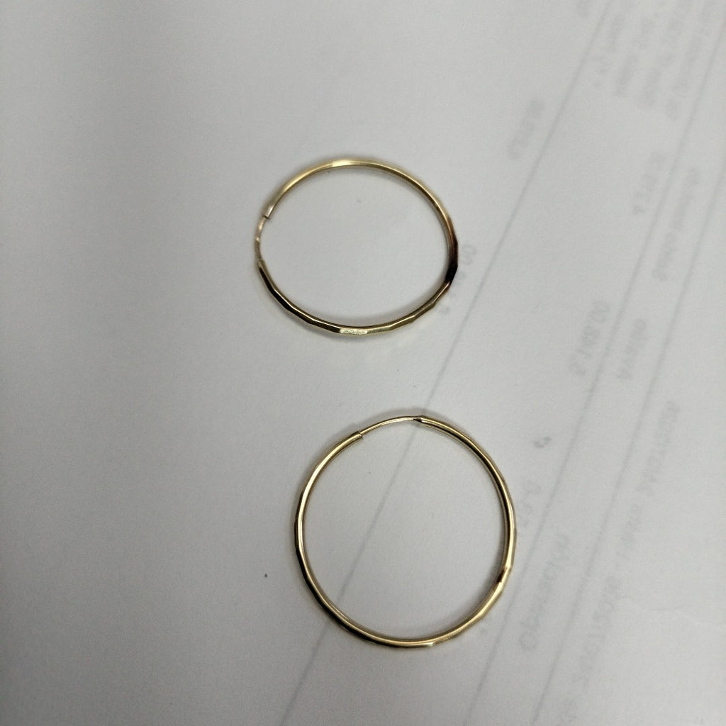 ARRACADAS PAR ORO 10 K 1.1 GRMS (SEMINUEVO)