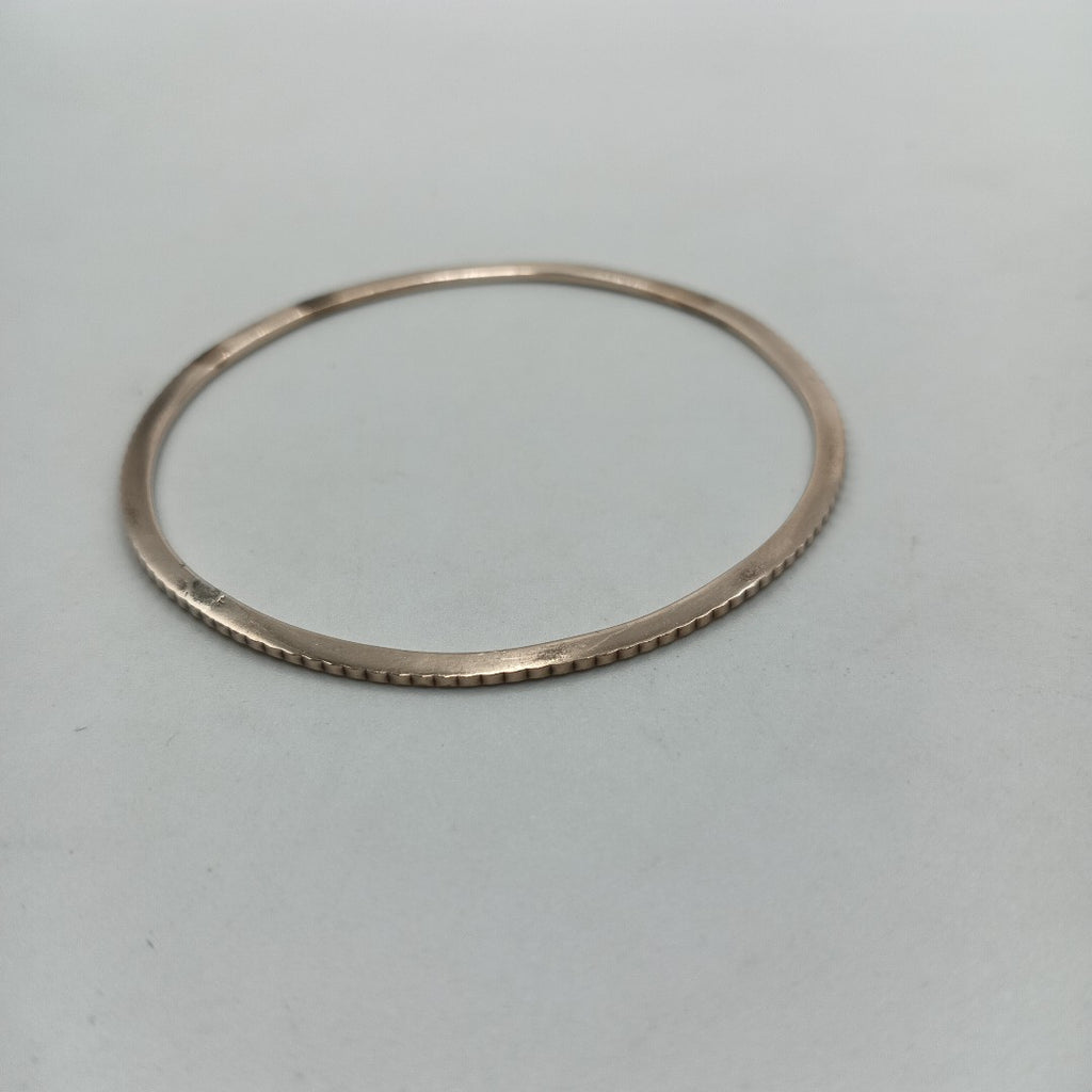 PULSERA RIGIDA ORO 8 K 6.8 GRMS (SEMINUEVO)