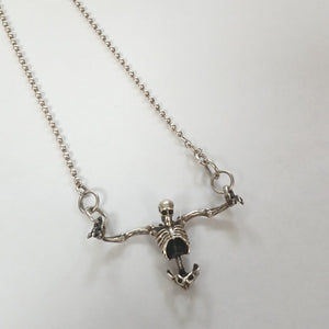 CADENA, DIJE PLATA 26 GRMS (SEMINUEVO)
