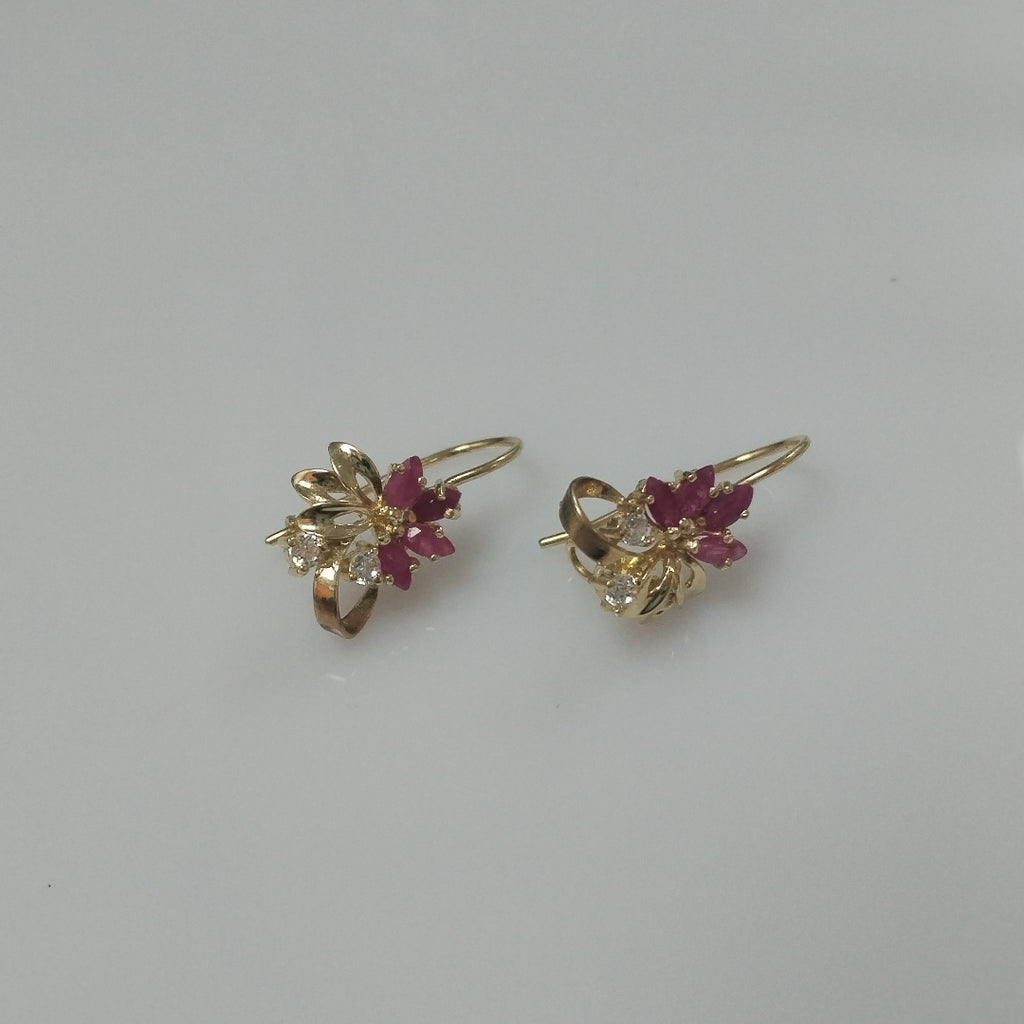 ARETES PAR ORO 14 K 2.5 GRMS (SEMINUEVO)