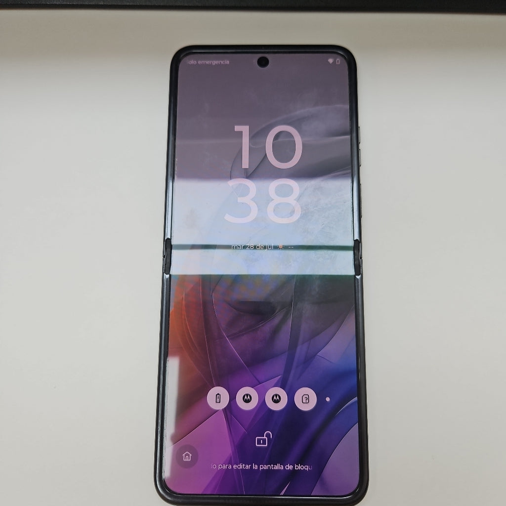 CELULAR MOTOROLA MOTO RAZR 50 XT2453-2 (2024) 512 GB 12 GB RAM (SEMINUEVO)