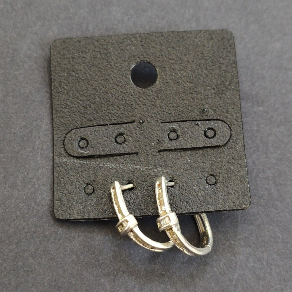 ARETES PAR ORO BLANCO 14 K 2.4 GRMS (SEMINUEVO)