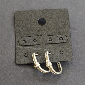 ARETES PAR ORO BLANCO 14 K 2.4 GRMS (SEMINUEVO)