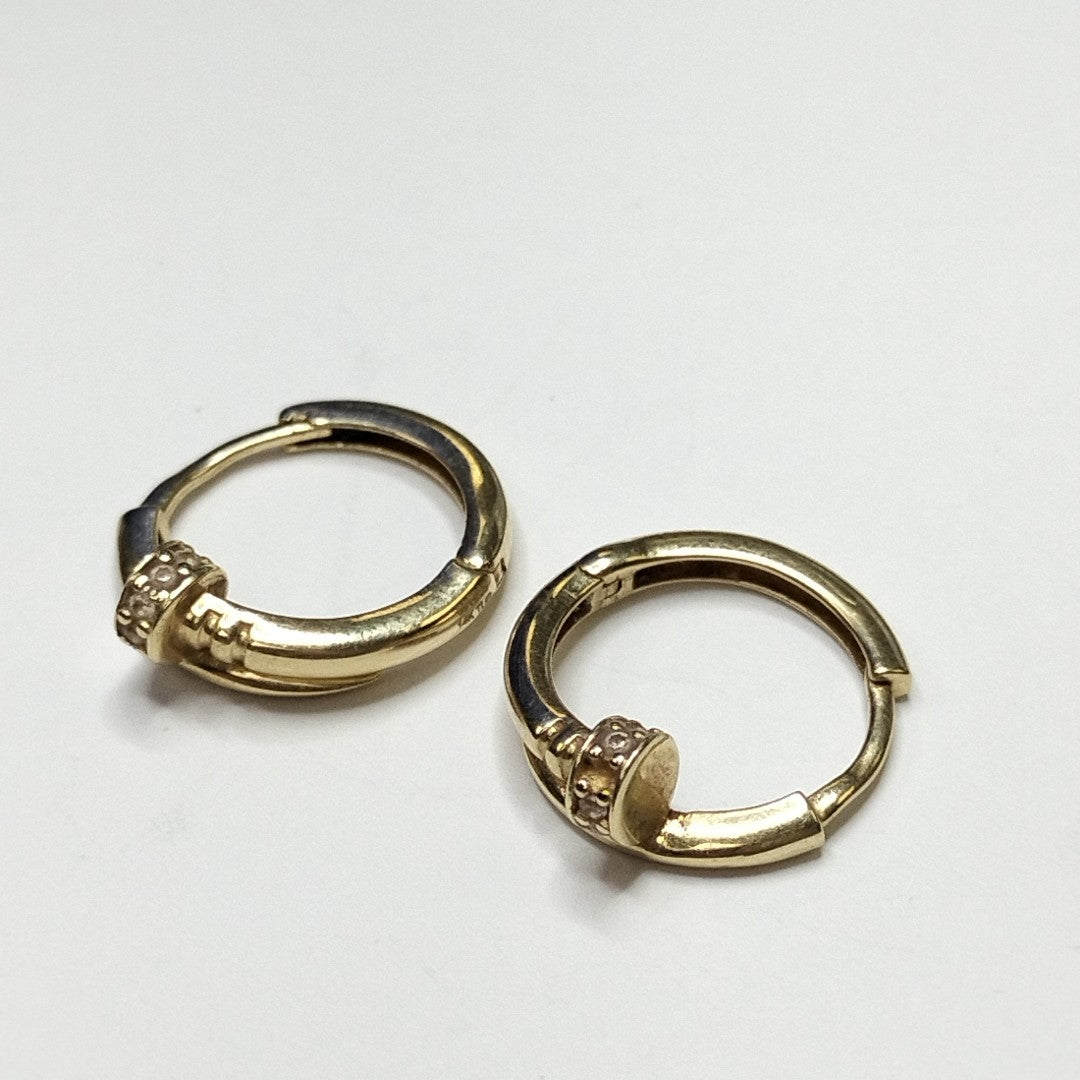 ARRACADAS PAR ORO 14 K 2.4 GRMS (SEMINUEVO)