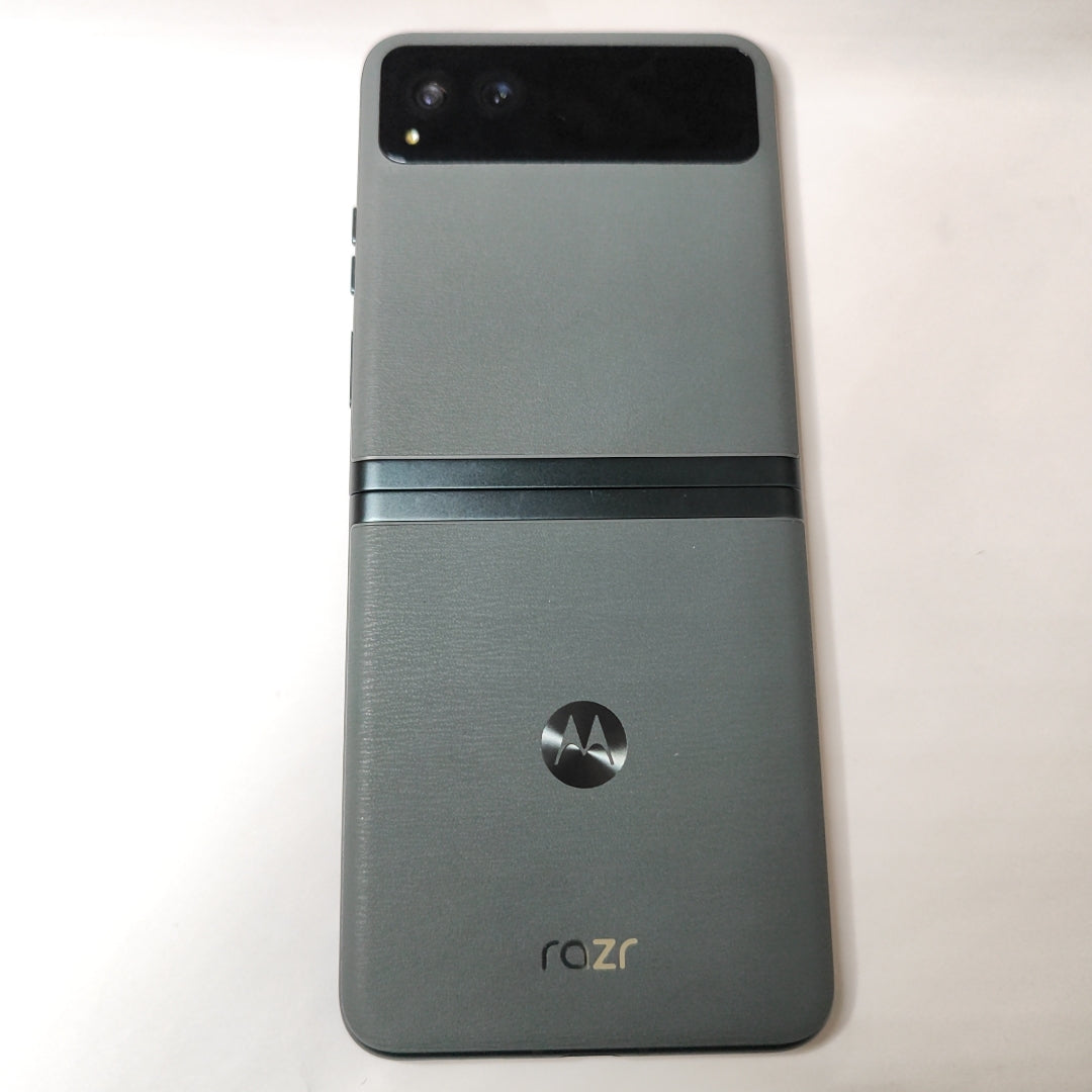 CELULAR MOTOROLA RAZR 40 XT2323-1 (2023) 256 GB 8 GB RAM (SEMINUEVO)
