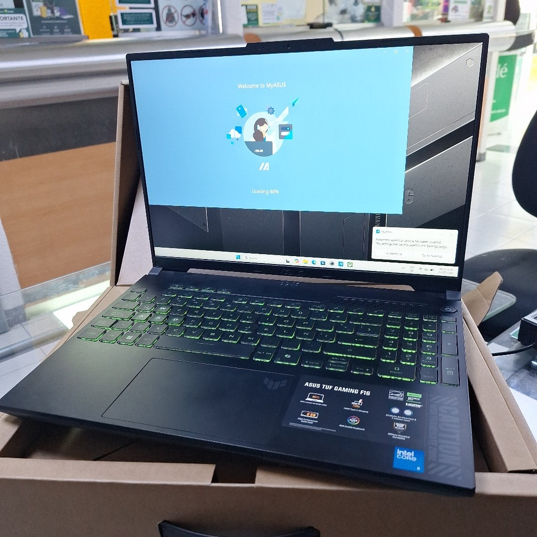 LAPTOP ASUS TUF GAMING F16 FX607VJ-RL039W (2025) 512 GB SSD 8 GB RAM (SEMINUEVO)