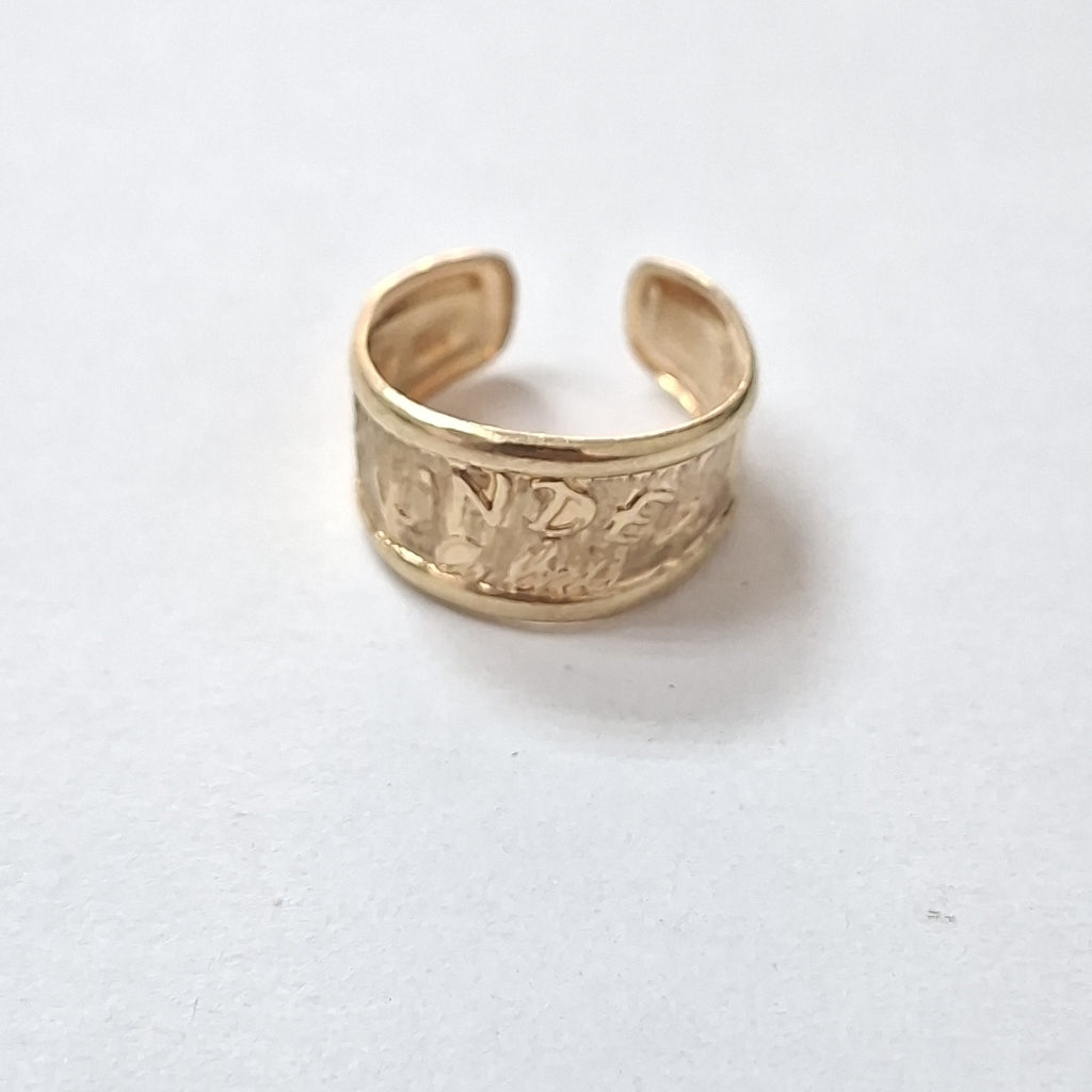 ANILLO DE GRADUACIÓN ORO 8 K 1.4 GRMS (SEMINUEVO)