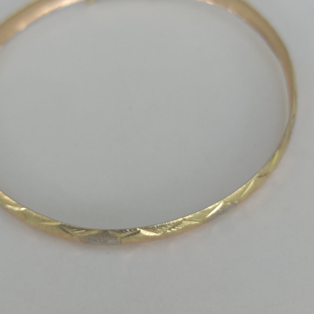 PULSERA RIGIDA ORO 10 K 5 GRMS (SEMINUEVO)