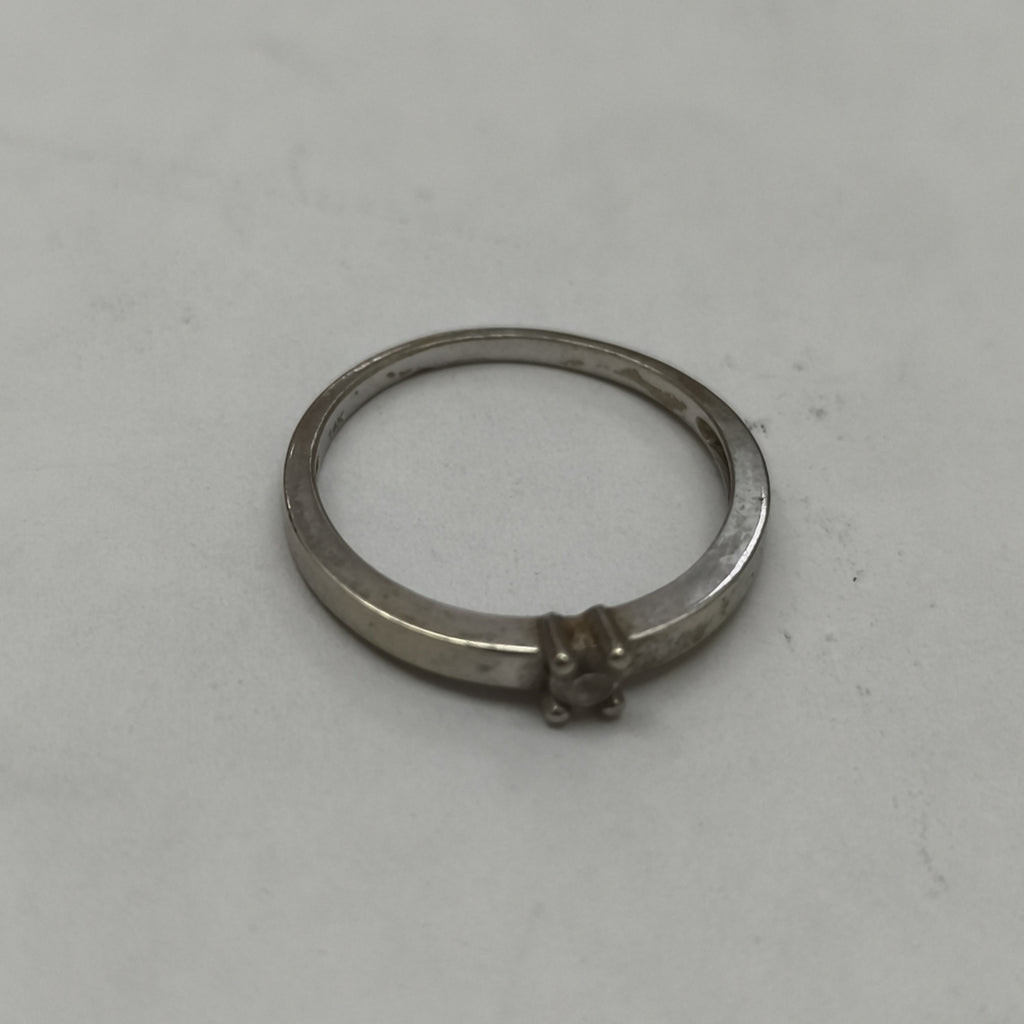 ANILLITO ORO BLANCO 14 K 1.9 GRMS (SEMINUEVO)